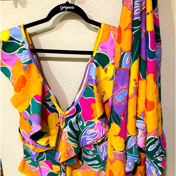 Eloquii sarong size 22/24 matching swimsuit sold separately New - Picture 2 of 3